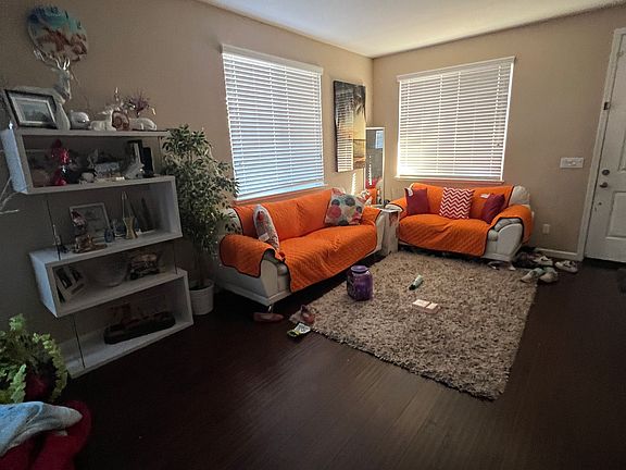 3rd image of 4658 Lonestar Dr