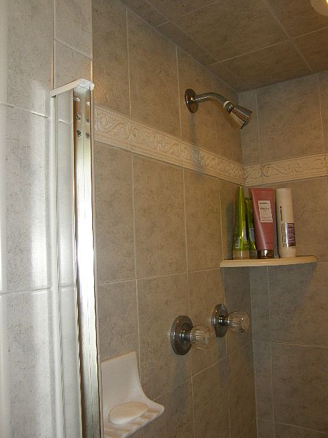 2nd image of 1111 Robin Hill Rd NW