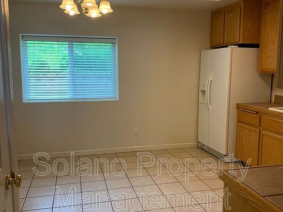 4th image of 607 E Monte Vista Ave #A