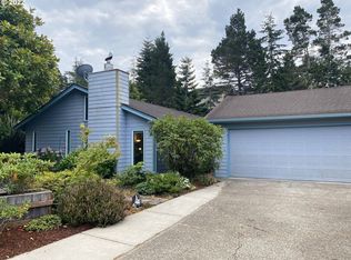2222 11th St, Florence, OR 97439