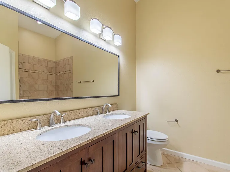 8639 Hunters Key Cir — Photo 23