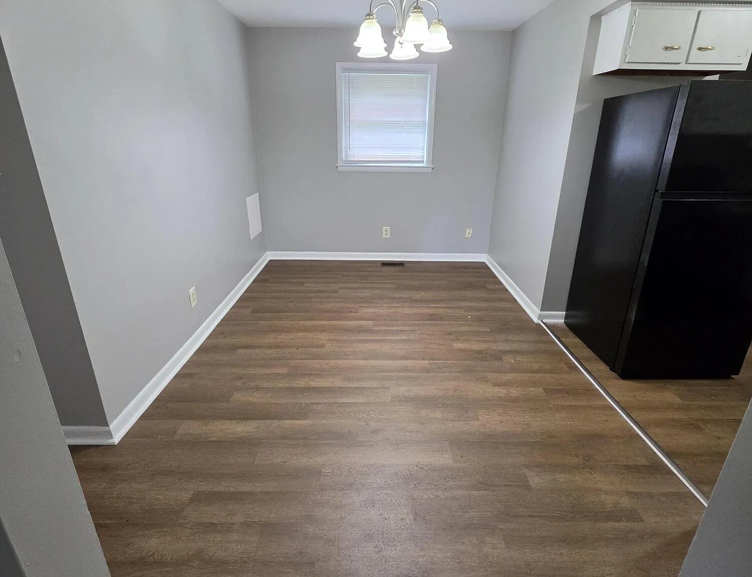 3 bed, 1.0 bath, 1285 sqft, $1,650 — Photo 3