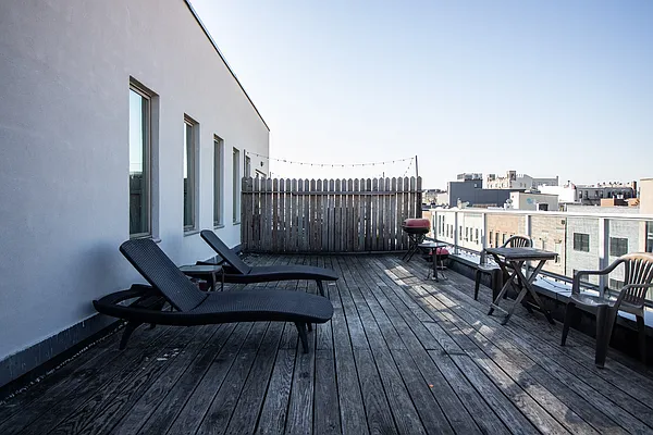 Rented by Oxford Property Group | media 22