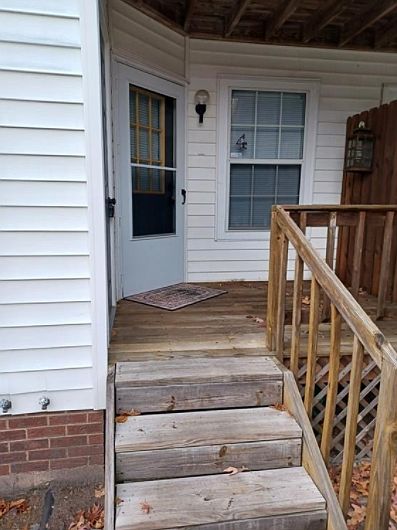 1st image of 423 Lester Rd #1-4