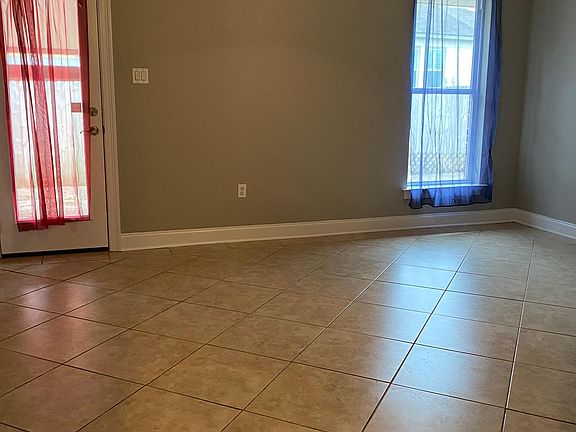 5th image of 426 Hay Pl #426