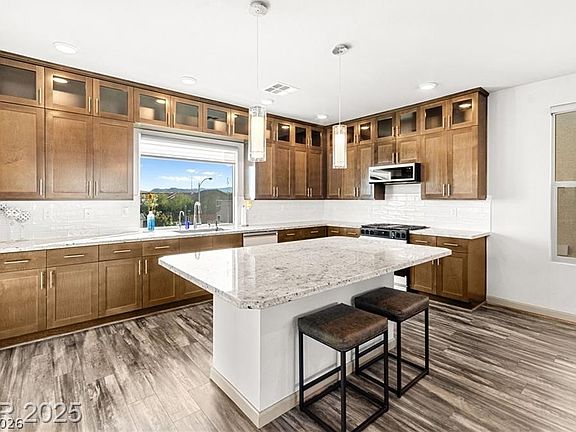 2nd image of 8011 Haywood Estate Ave