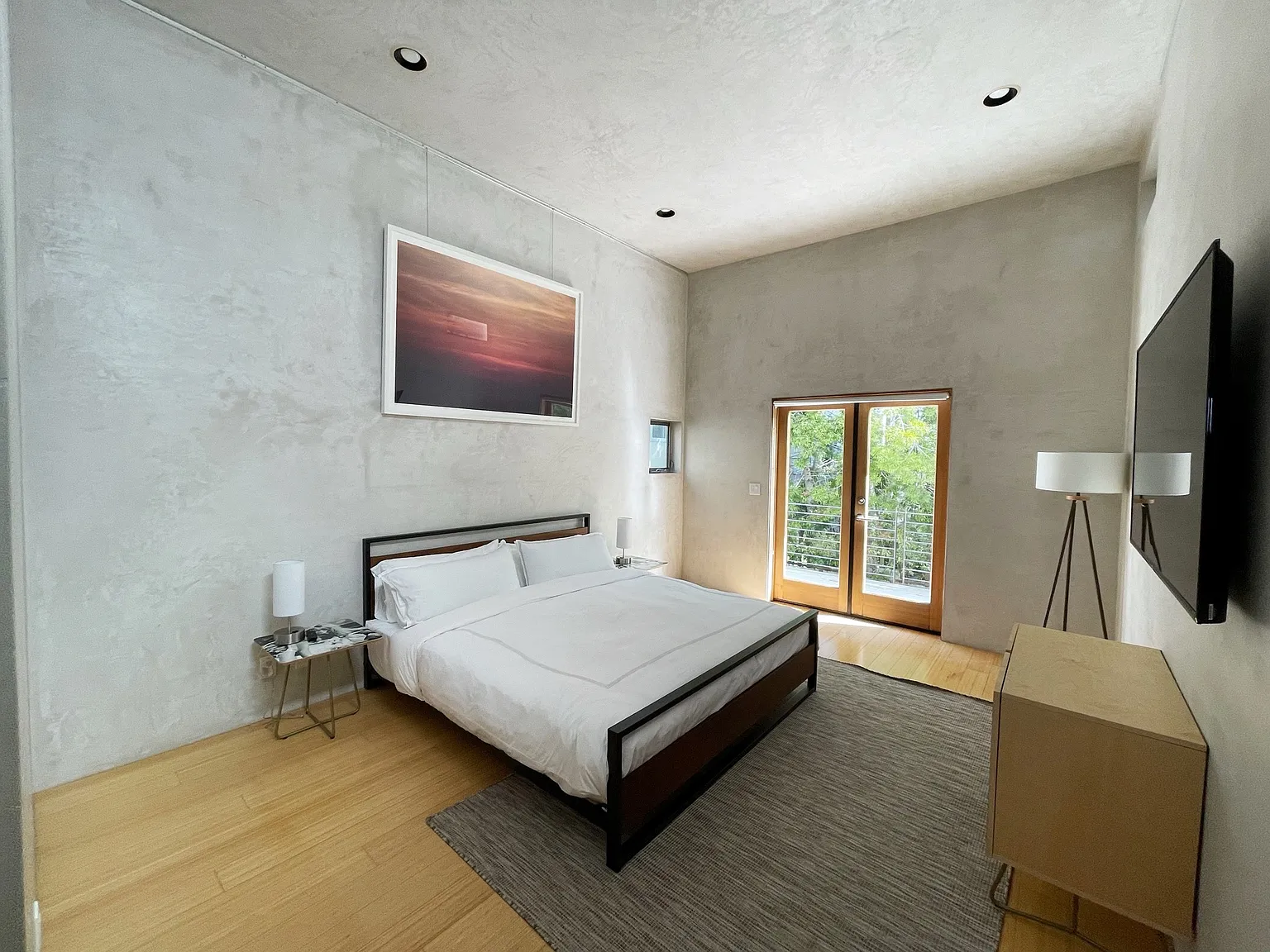 2 bed, 1800 sqft, $18,000 — Photo 3