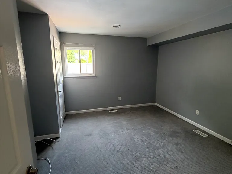 191 Merrill Ave — Photo 5