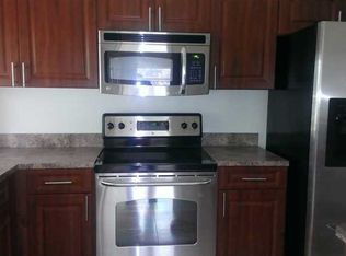 8201 NW 15th Ct, Hollywood, FL 33024