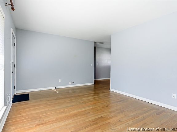 5th image of 828 Marigold Drive