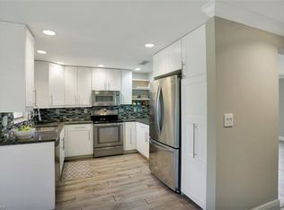 2585 Outrigger Ln, Naples, FL 34104