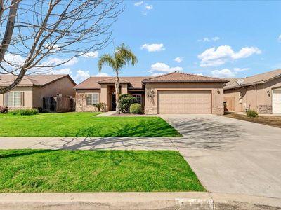 2403 N Crowe Street, Visalia, CA, 93291
