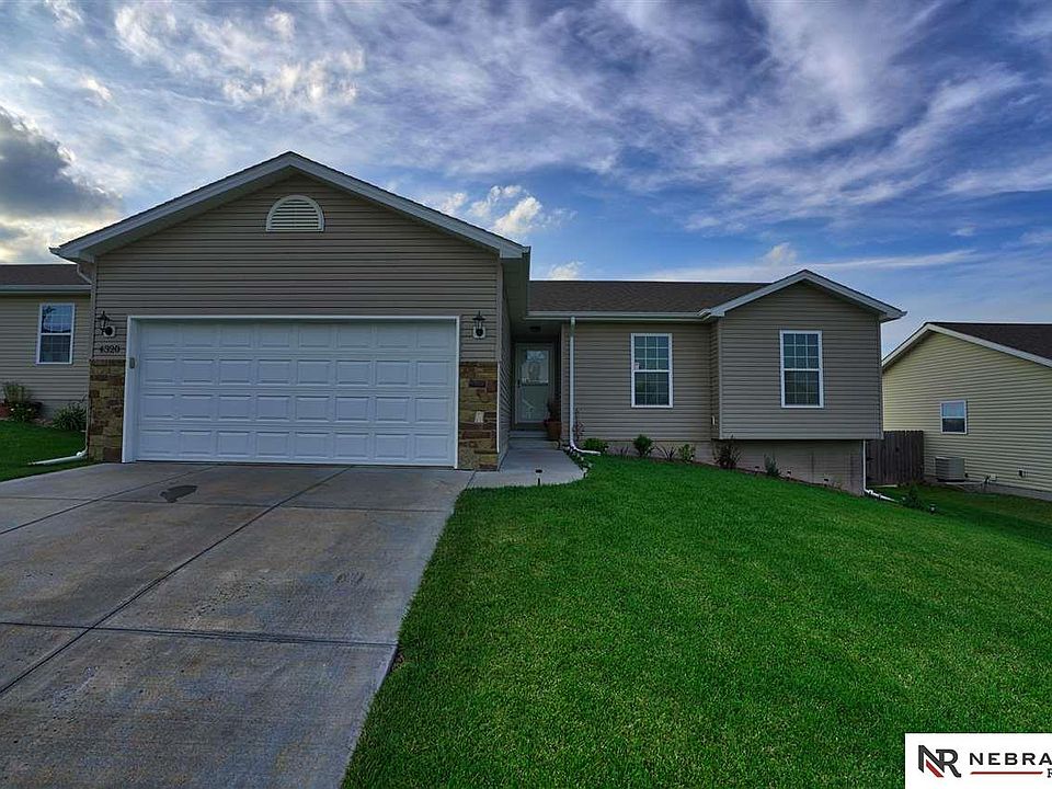 1st image of 4320 W Thatcher Ln