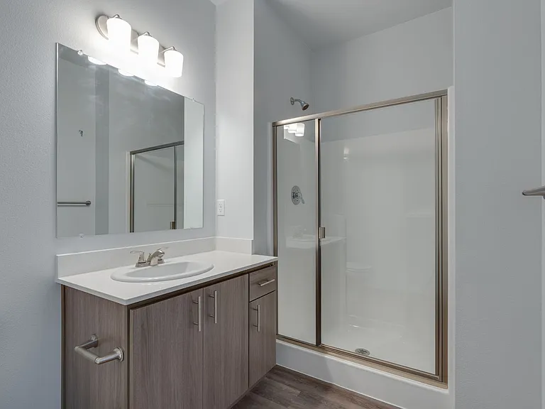 LIBERTY CREST APARTMENTS — Photo 51