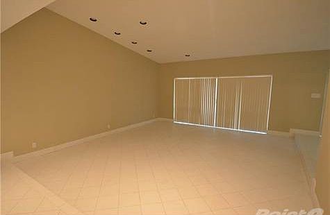 4th image of 5104 Bayberry Ln