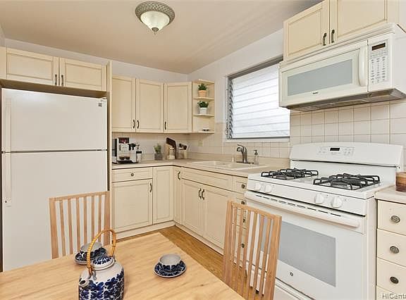 2nd image of 617 McNeill St APT 202