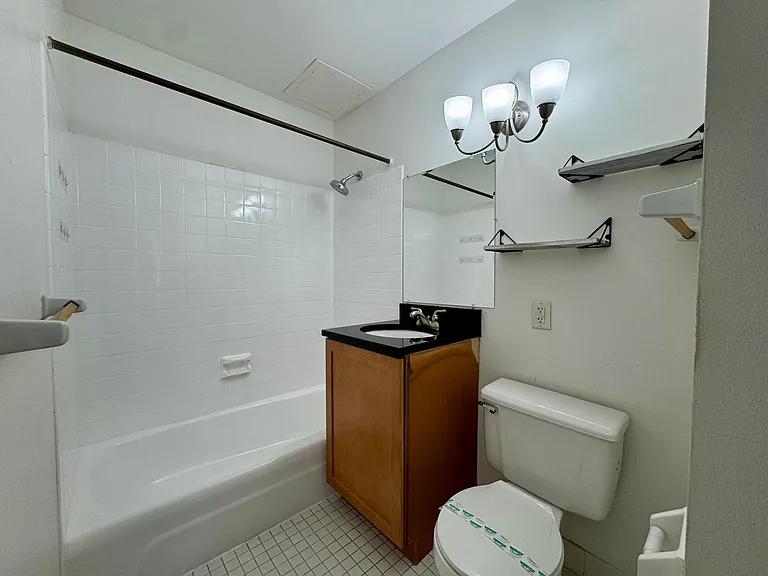 3150 Excelsior Blvd #211 — Photo 18