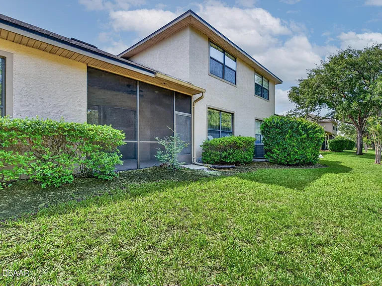 1119 Hansberry Ct — Photo 18