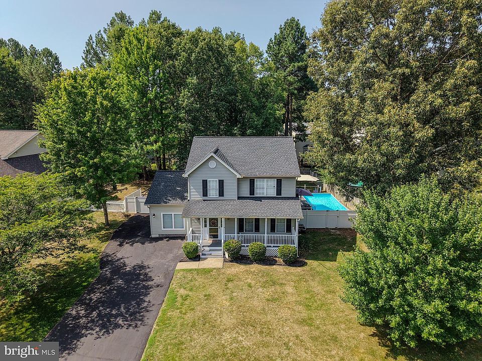 1st image of 3909 Lancaster Ring Rd