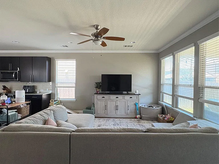 3800 Kennedy Grace Ln — Photo 5