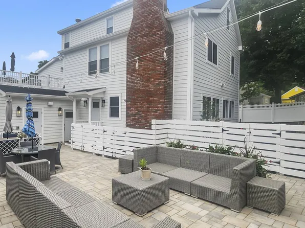 41 Valley Rd #2, Cos Cob, CT 06807