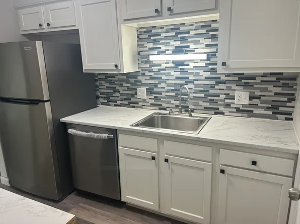 7970 Mentor Ave APT O02, Mentor, OH 44060