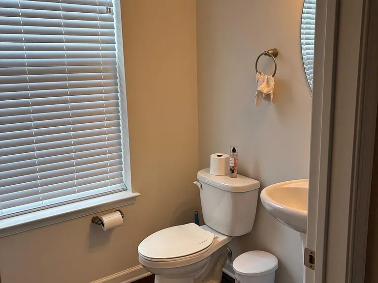 10 Stanton Rd — Photo 5