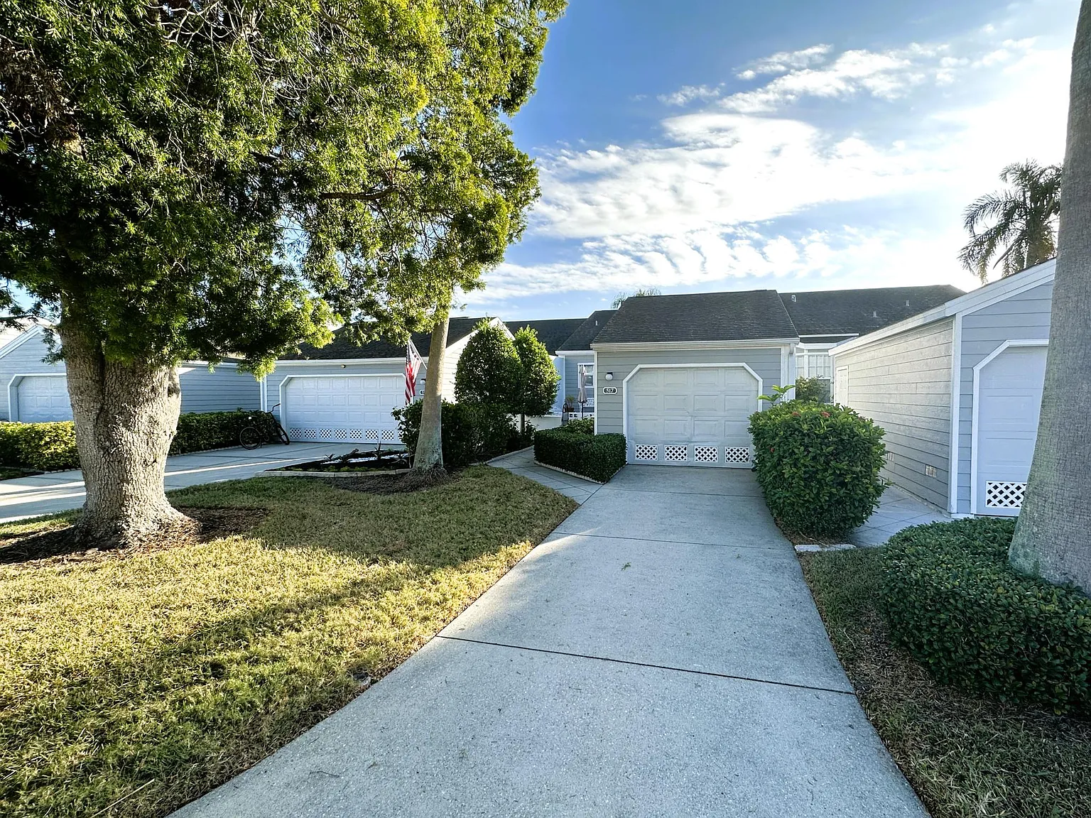 517 Woodstork Cir — Photo 1