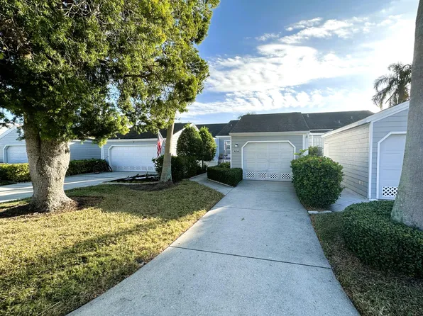 517 Woodstork Cir, Bradenton, FL 34209