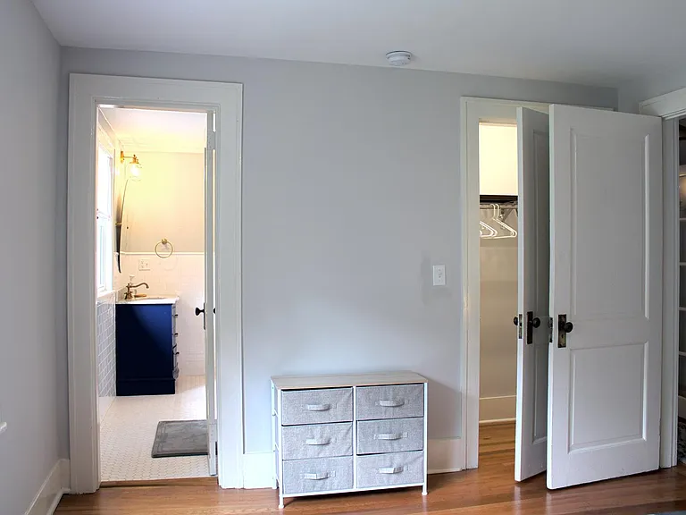 55 Edgemont Rd — Photo 36