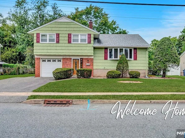 130 Sunset St, Dumont, NJ 07628