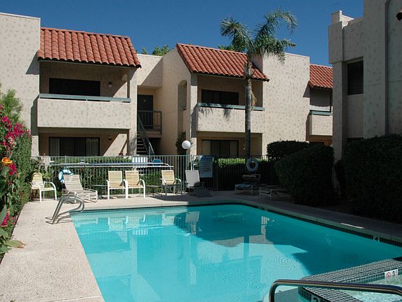 4th image of 2820 W Laurel Ln APT 223