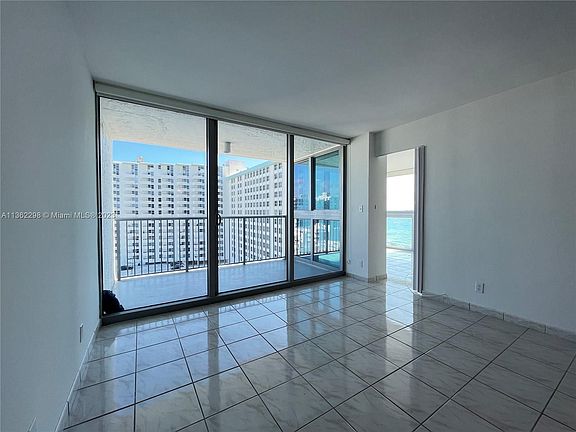 4th image of 2655 Collins Ave APT 1203