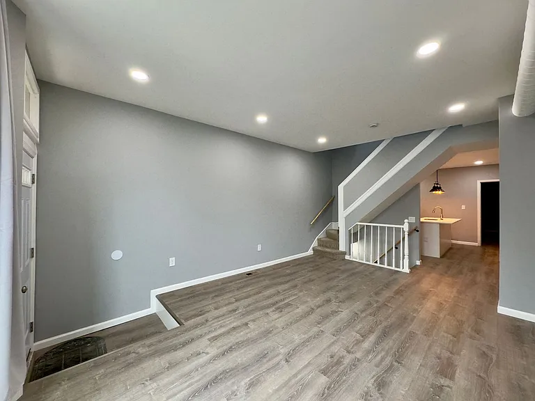 3331 Beech Ave — Photo 4
