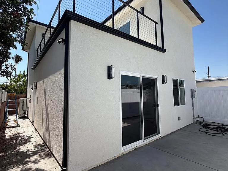 10834 Stagg St — Photo 1