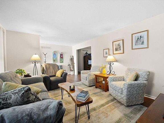 3rd image of 3099 N 350 E