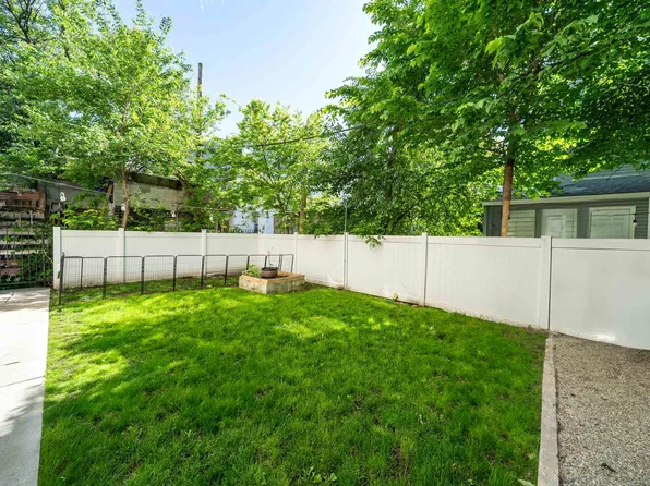 65 Storms Avenue image 25 of 29