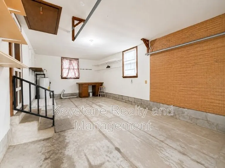 2111 Fleming Rd — Photo 9