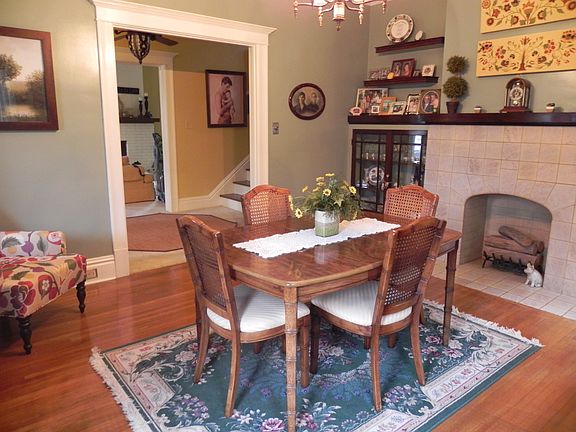 formal dining room
