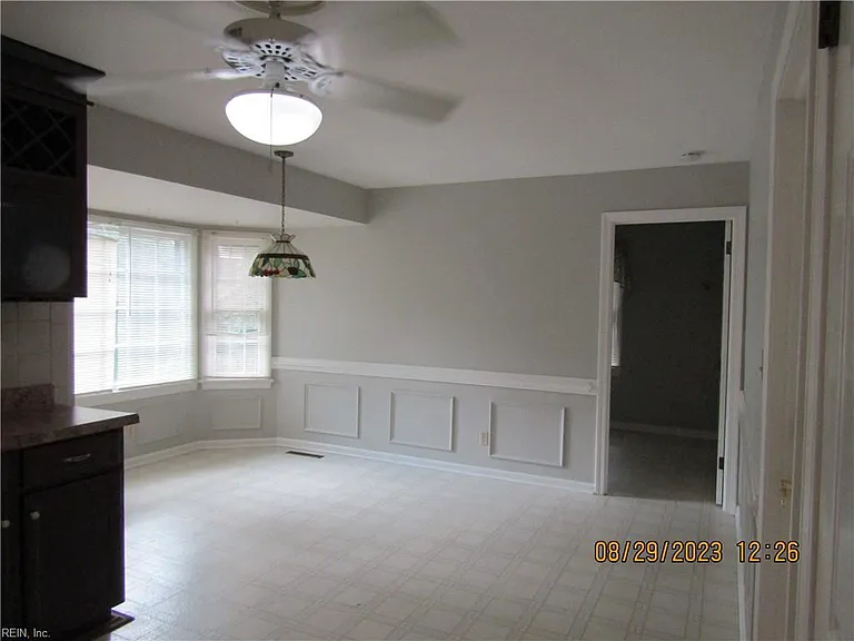 948 Timberlake Dr — Photo 6