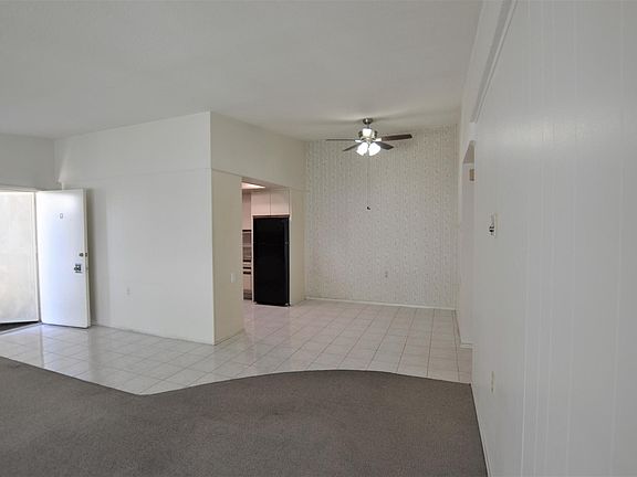 3rd image of 526 Calle Aragon Unit Q