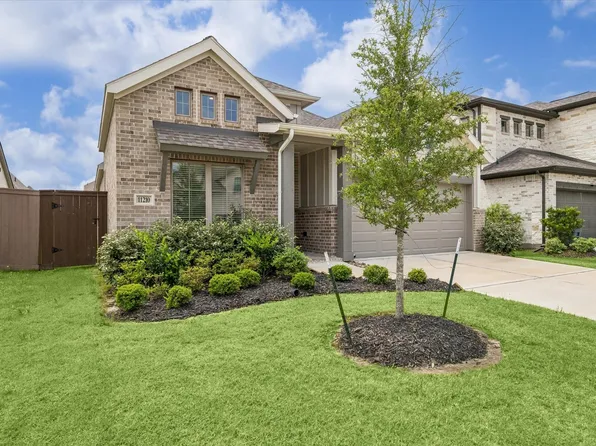 11210 Burgus Farm Rd, Humble, TX 77346