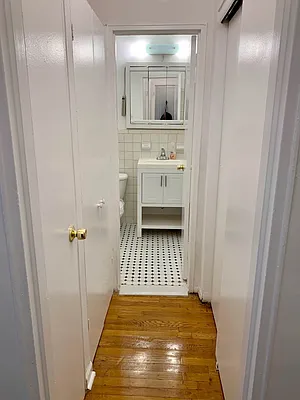 Rented by Padsters Realty LLC | media 29