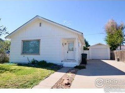 327 N 8th Ave, Sterling, CO, 80751