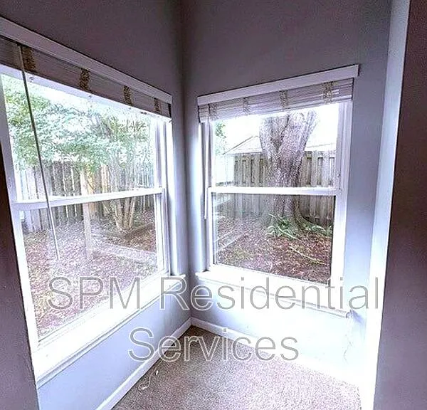1174 Shipyard Blvd — Photo 12