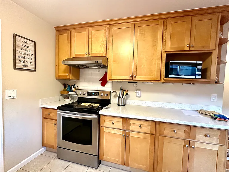 858 Coolidge Ave — Photo 10
