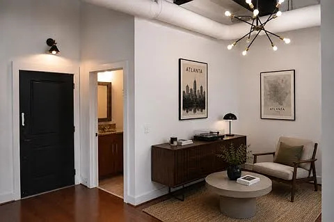 1261 Caroline St NE #101 — Photo 6