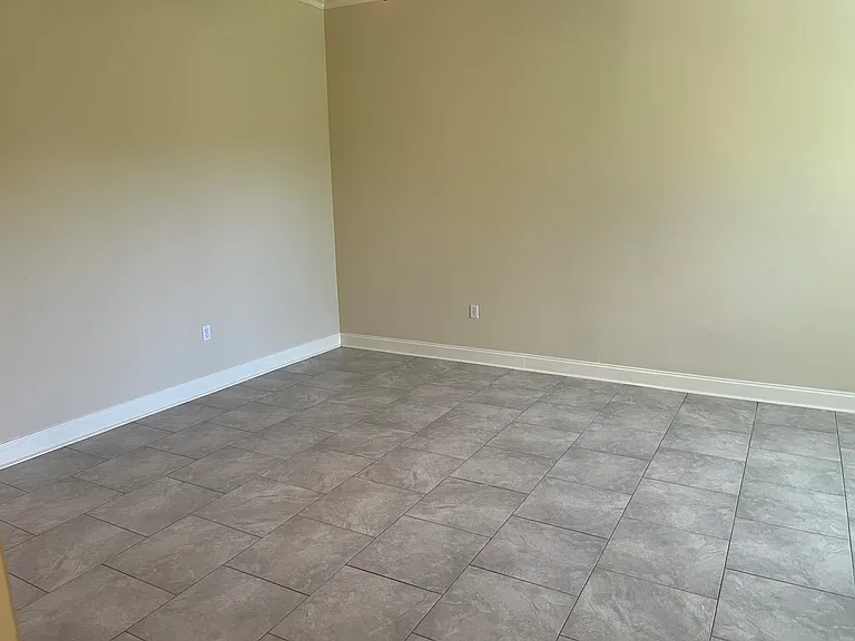 14930 Wax Myrtle Ave — Photo 12