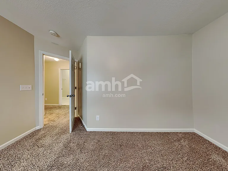 128 Heartstone Cir — Photo 14