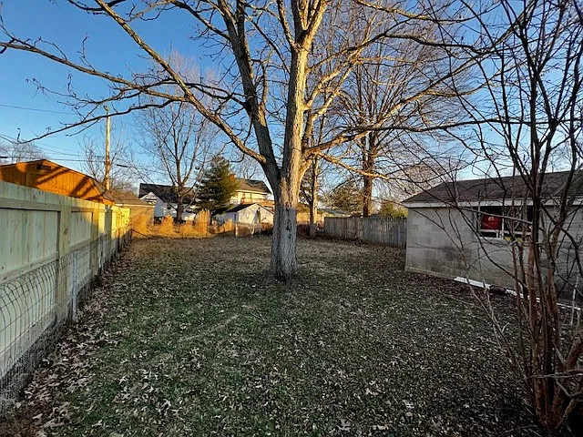 4923 S 5th St — Photo 3